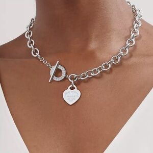 Return To Tiffany's Heart Toggle Necklace